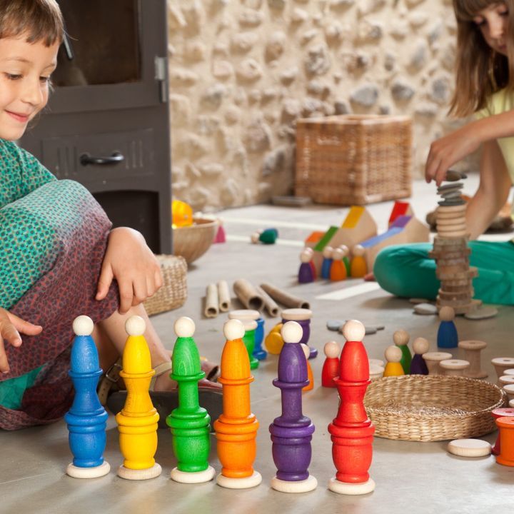 Houten speelfiguren en sets 