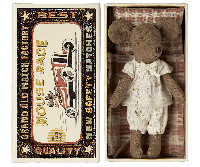 Grote Zus muis van Kleur