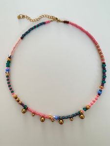 ByMelo roze ketting met balletjes